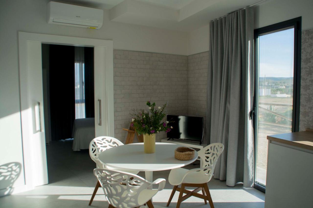 Apartamentos Madreselva Fernan Perez エクステリア 写真