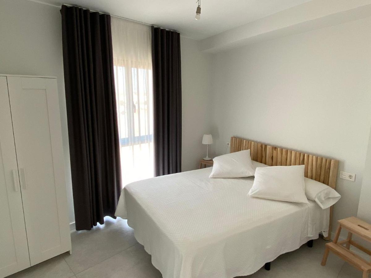 Apartamentos Madreselva Fernan Perez エクステリア 写真