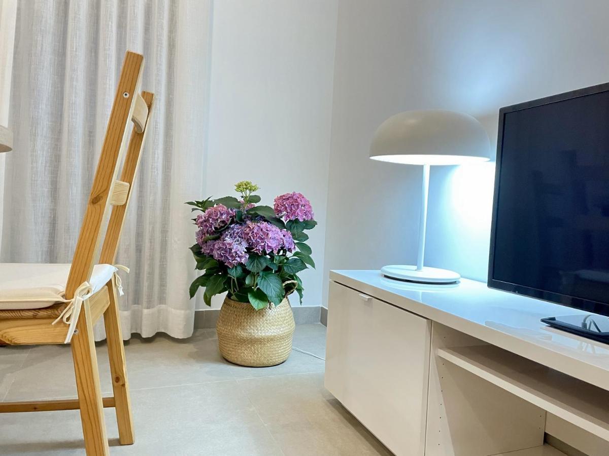 Apartamentos Madreselva Fernan Perez エクステリア 写真