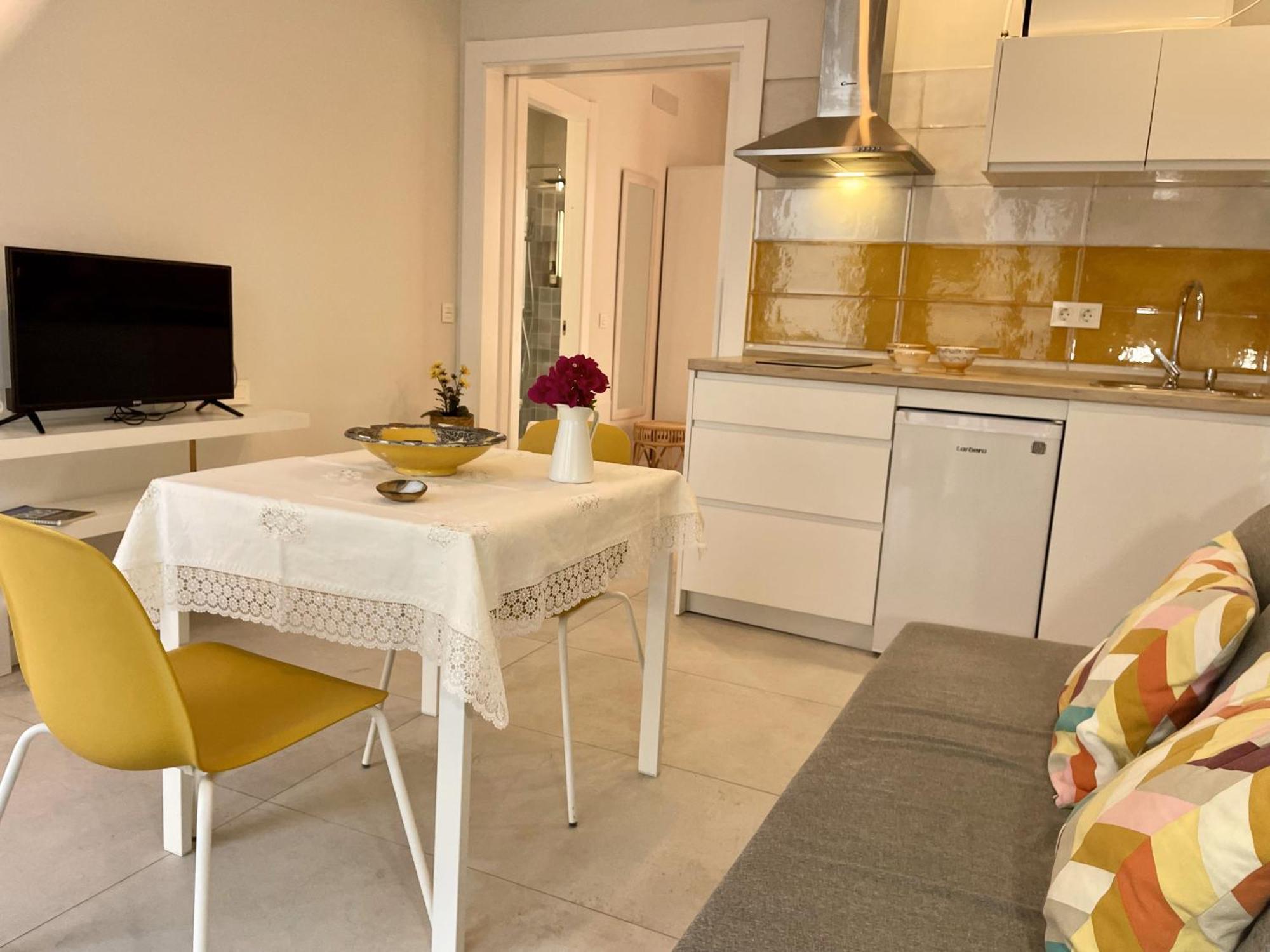 Apartamentos Madreselva Fernan Perez エクステリア 写真